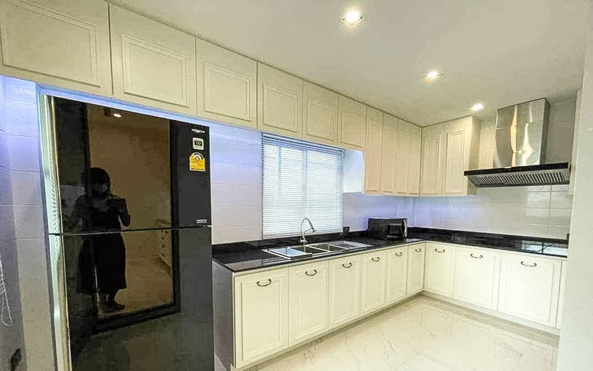 3 Bedroom House - Image 10