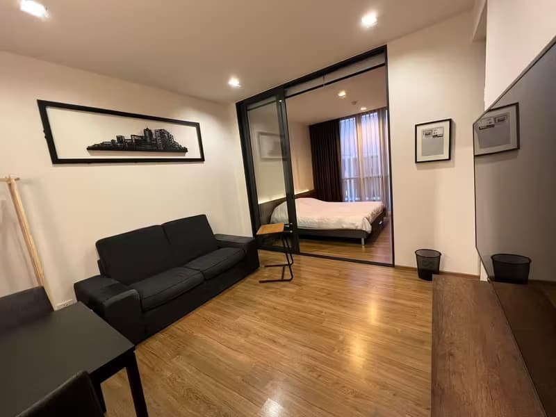 1 Bedroom Condo