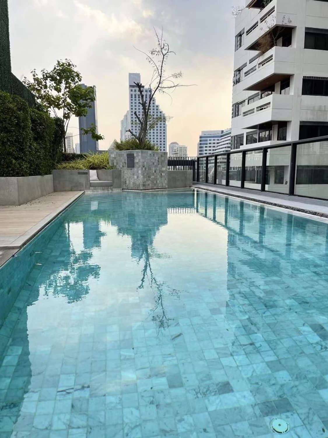 1 ห้องนอน undefined สำหรับ ขายและจำหน่าย ใกล้ Sukhumvit MRT - Image 6