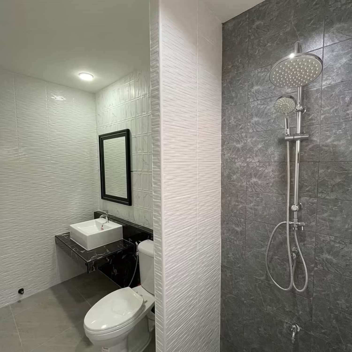 3 Bedroom House - Image 10