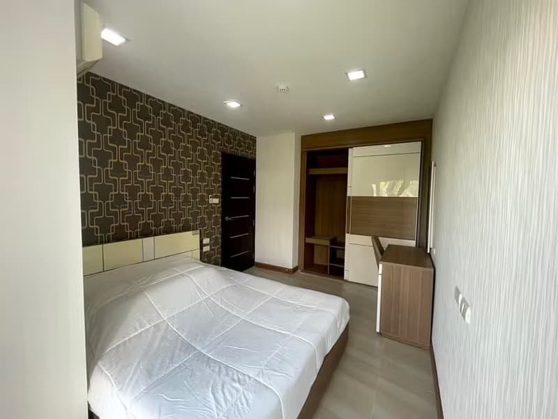 Condo for Sale at Chic View Condo