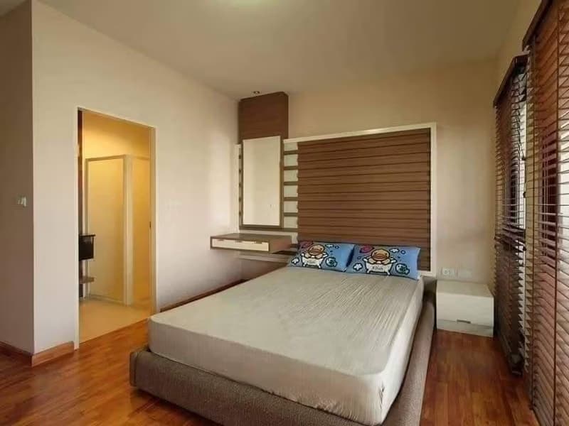3 Bed House for Rent  Near Bang Chak BTS