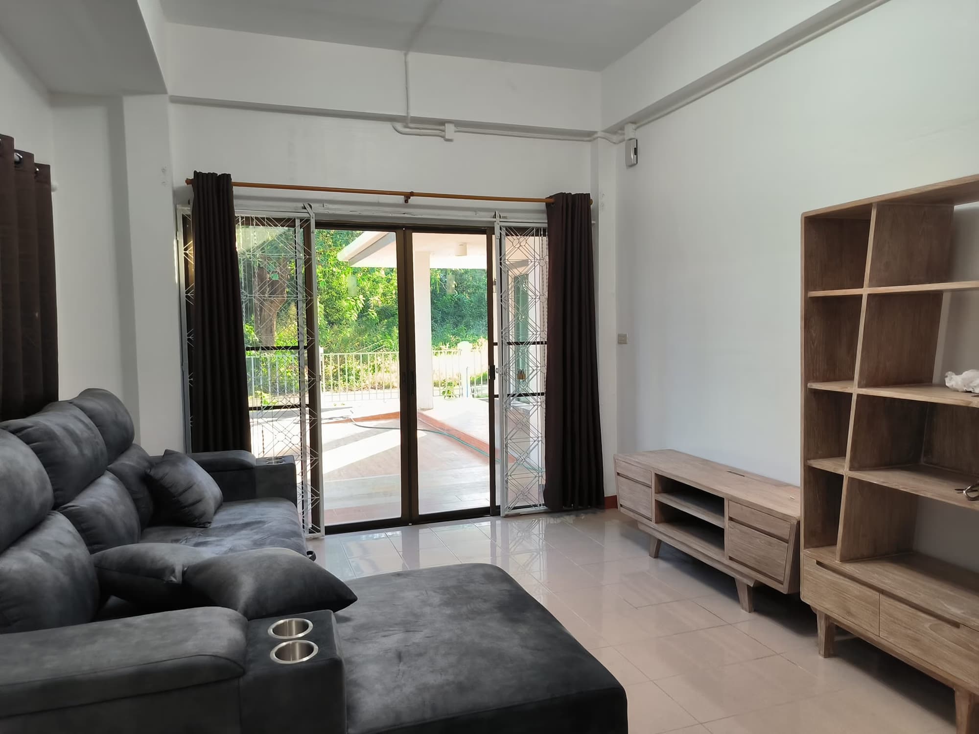 4 Bed House for Rent and Sale in San Sai - Image 2
