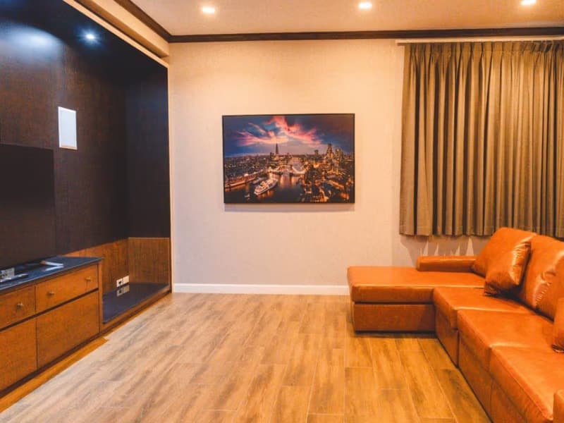 5 Bed House for Sale in San Kamphaeng District