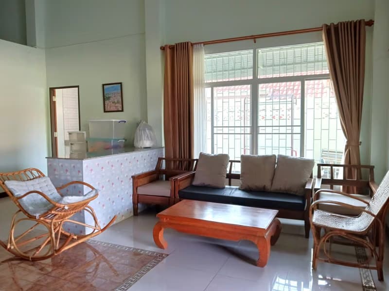 4 Bed House for Rent in Mueang Chiang Mai District