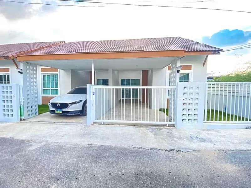 2 Bedroom House