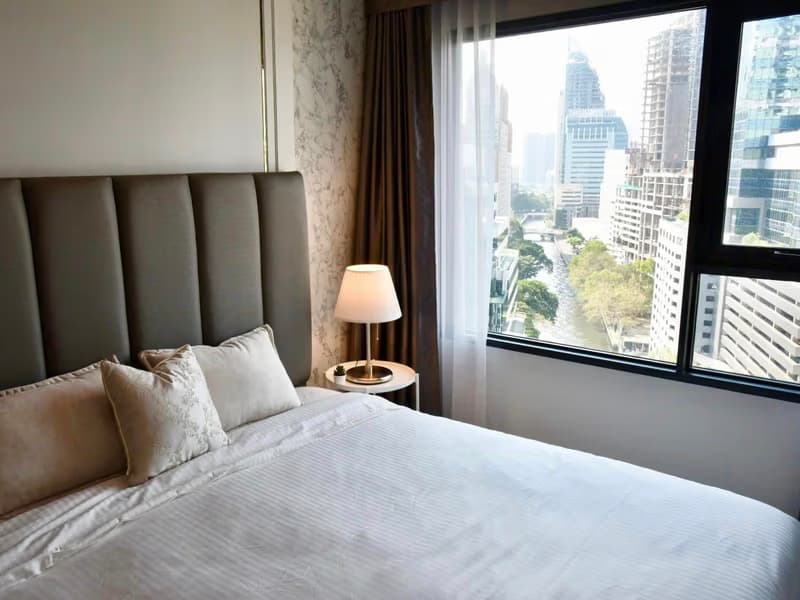 Life One Wireless - 1 Bed Condo for Rented *LIFE9934