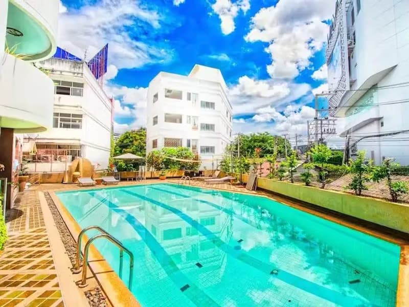 2 Bedroom Condo