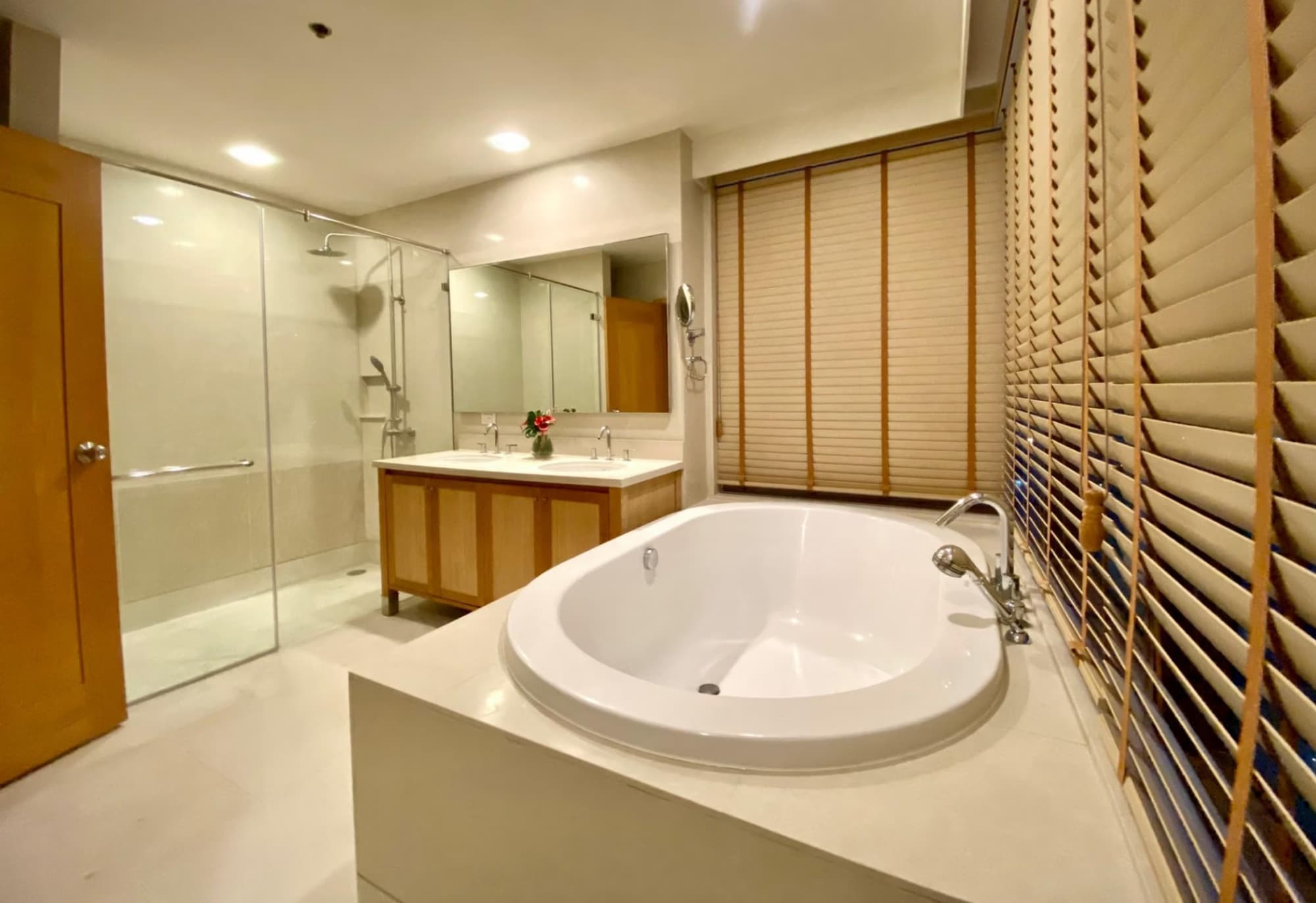 3 卧室 公寓 用于 出租 在 Khlong Toei - Image 8