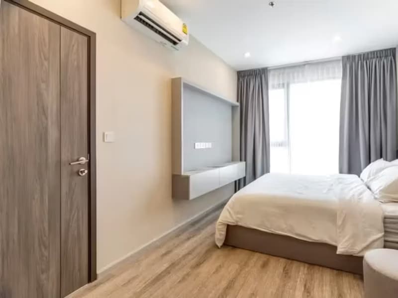 1 Bedroom Condo