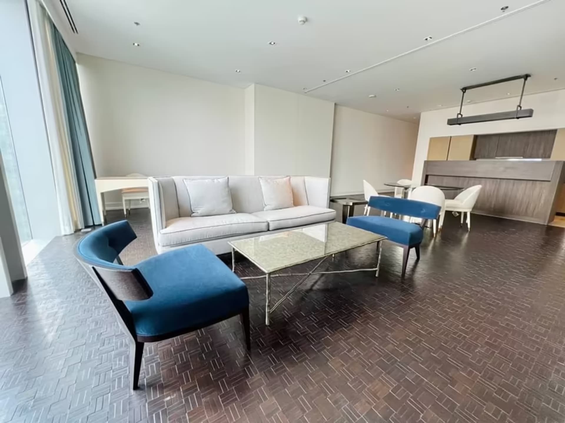 Condo for Rent, Sale at The Ritz-Carlton Residences - Image 1