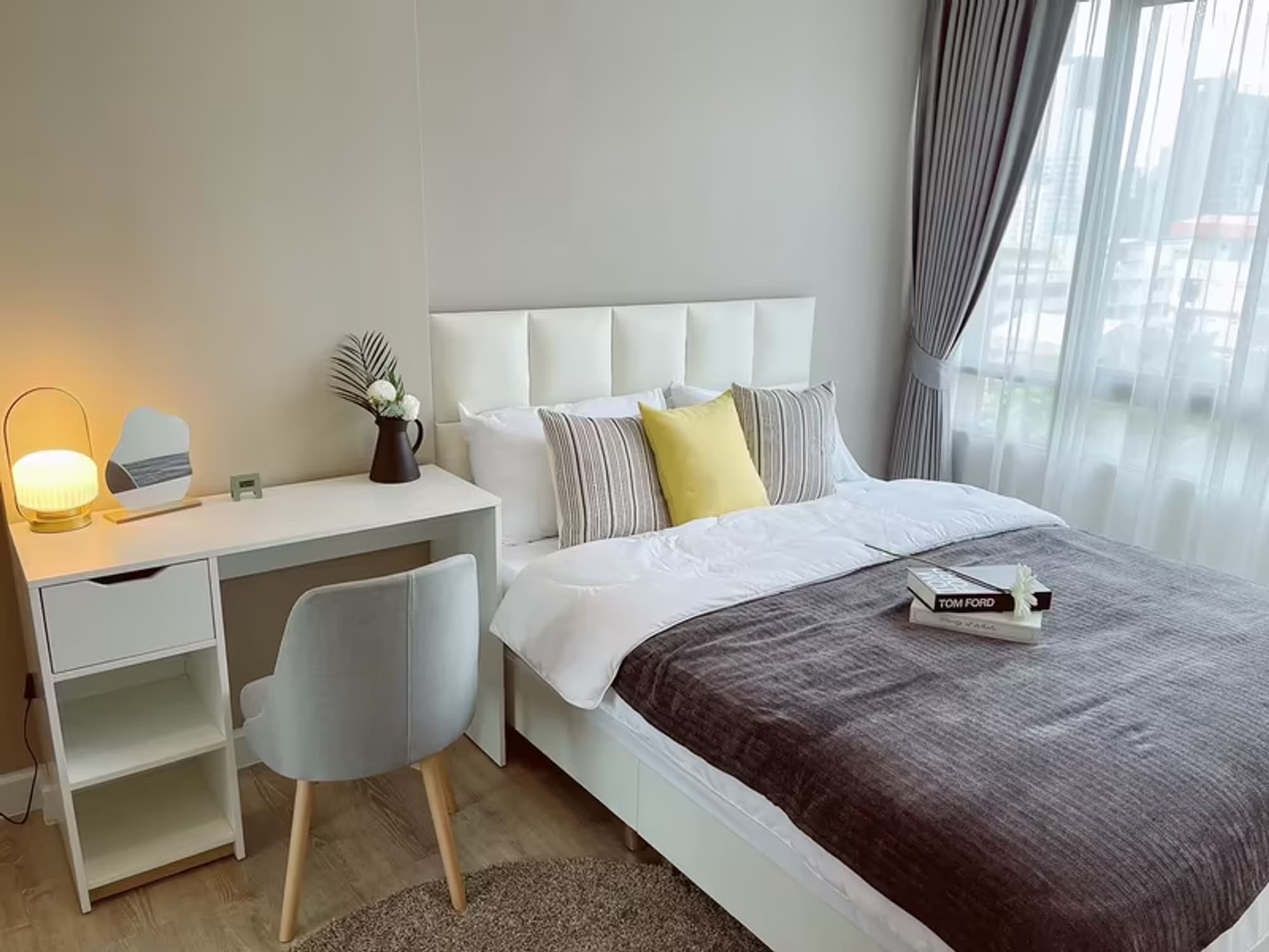 1 Bedroom Condo - Image 2