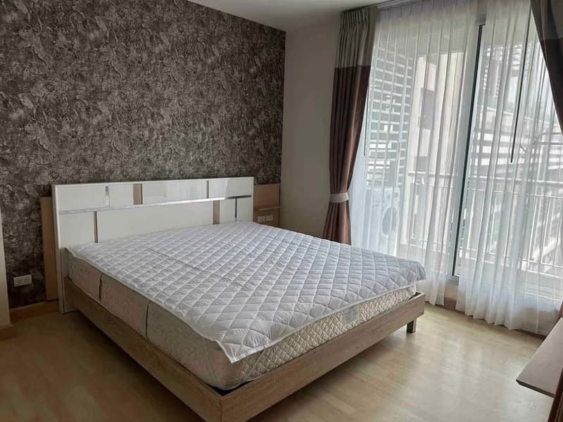 1 Bed Condo for Rent in Huai Khwang