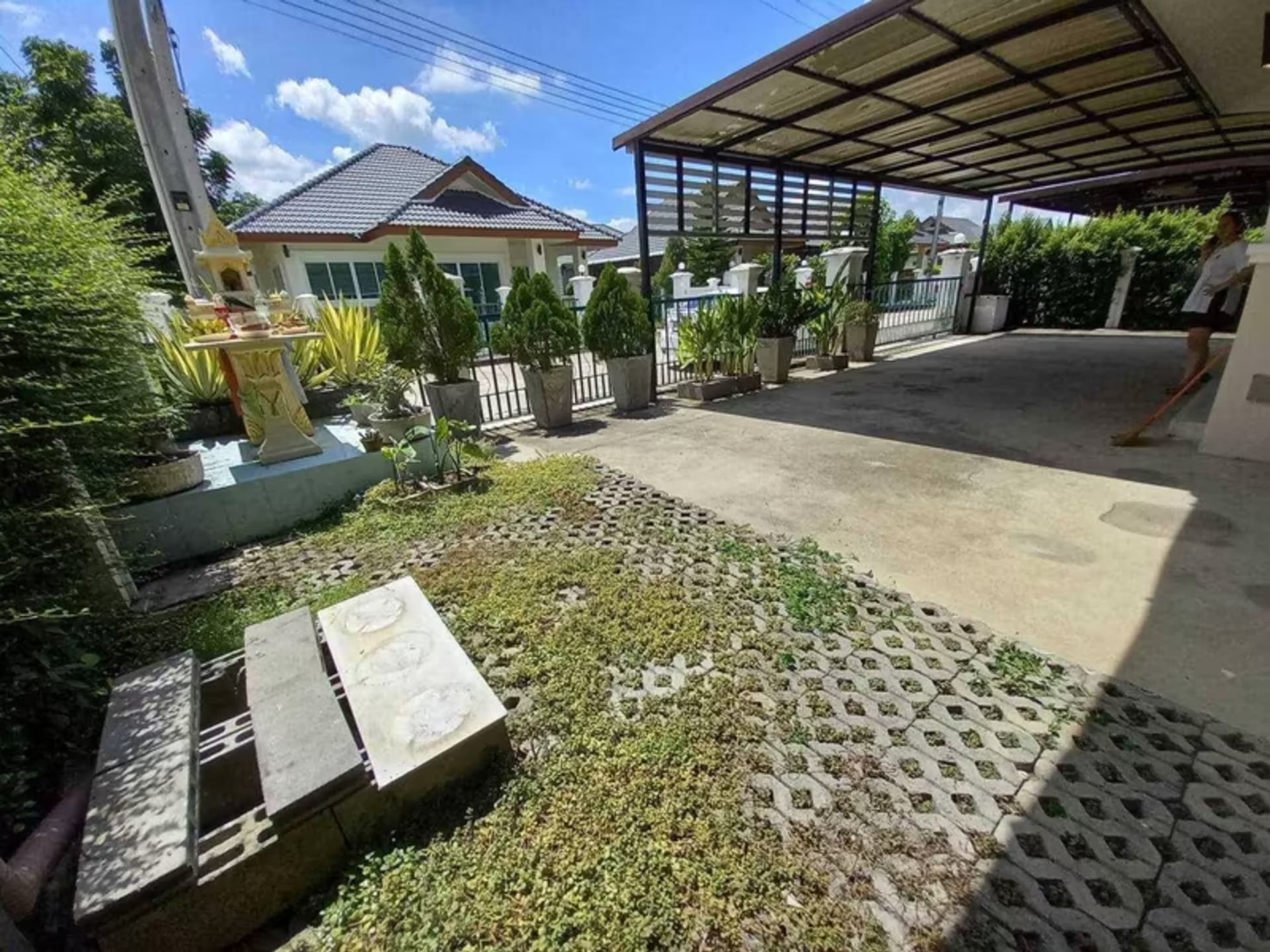  - Image 8