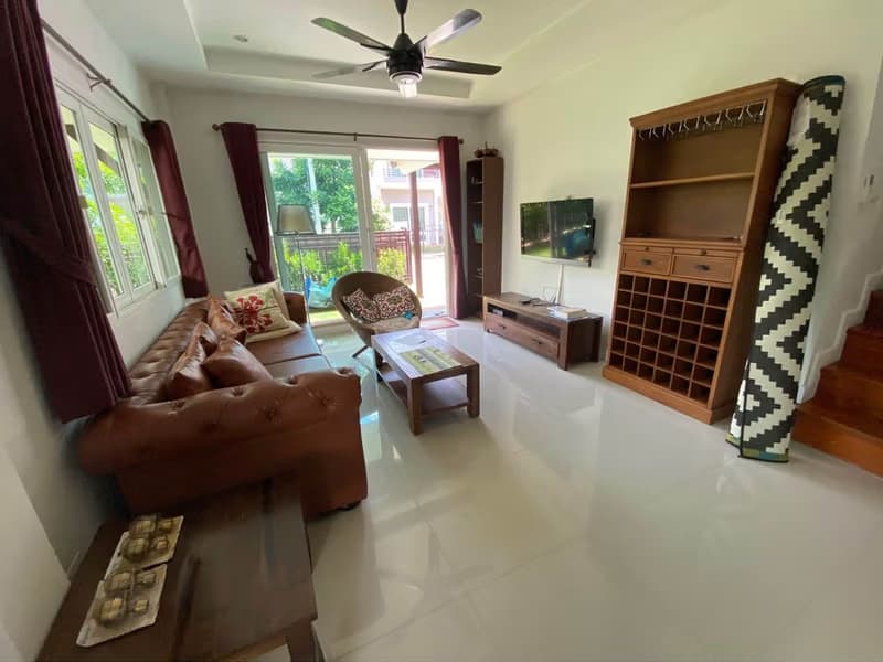 4 Bed House for Rent in Hang Dong
