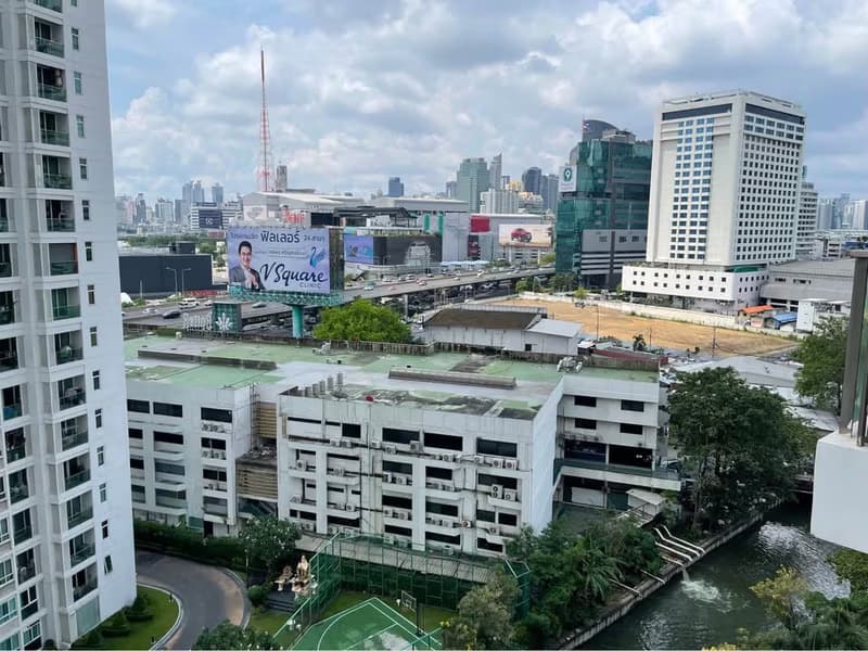 1 Bed Condo for Sale in Huai Khwang