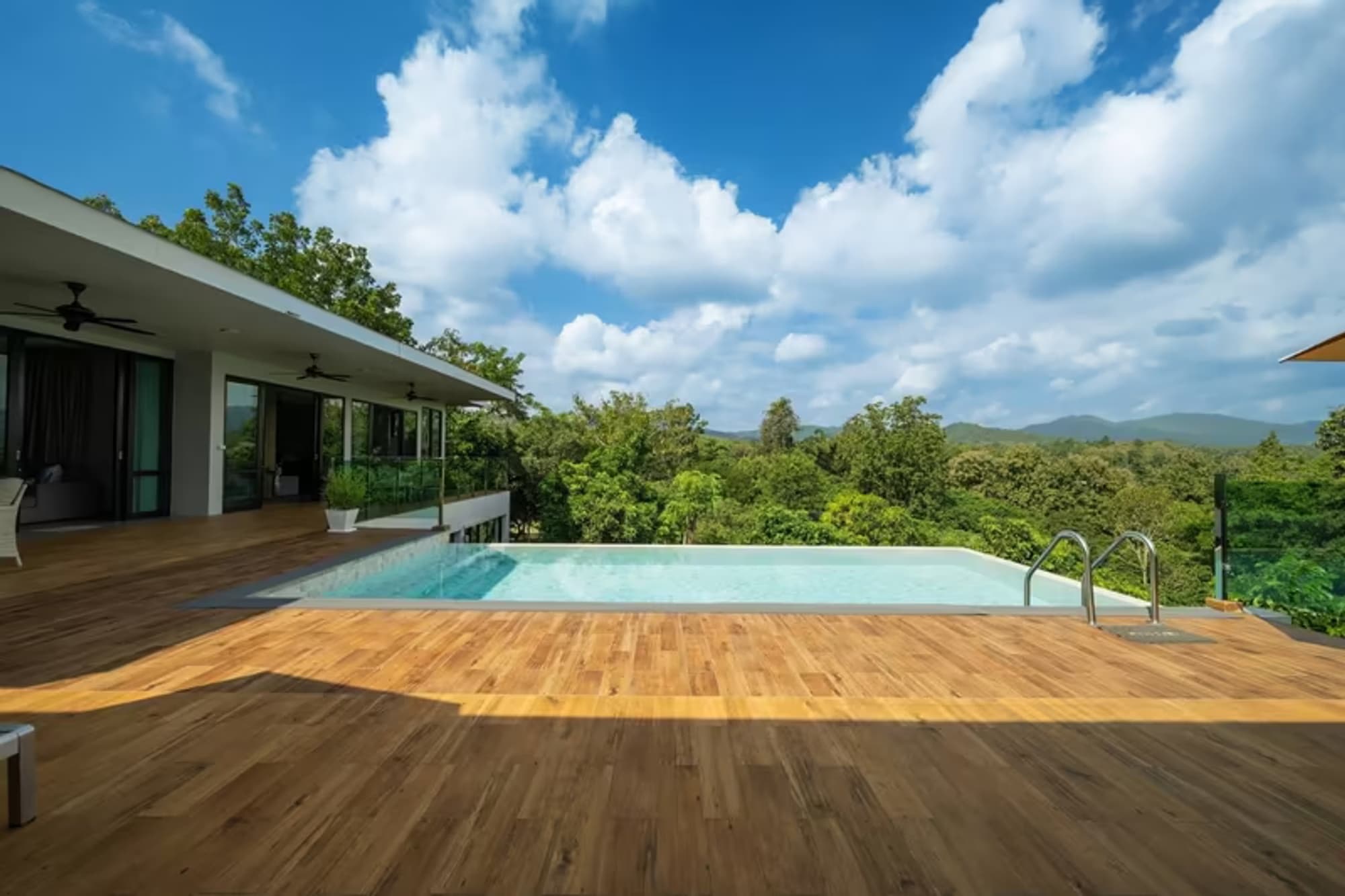 Pool Villa for Rent in Hang Dong - Image 18