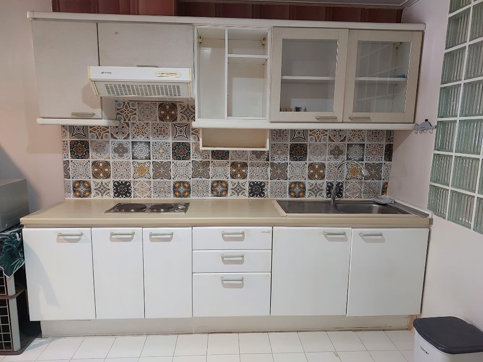 2 Bed Condo for Rent in Khlong Toei - Image 3