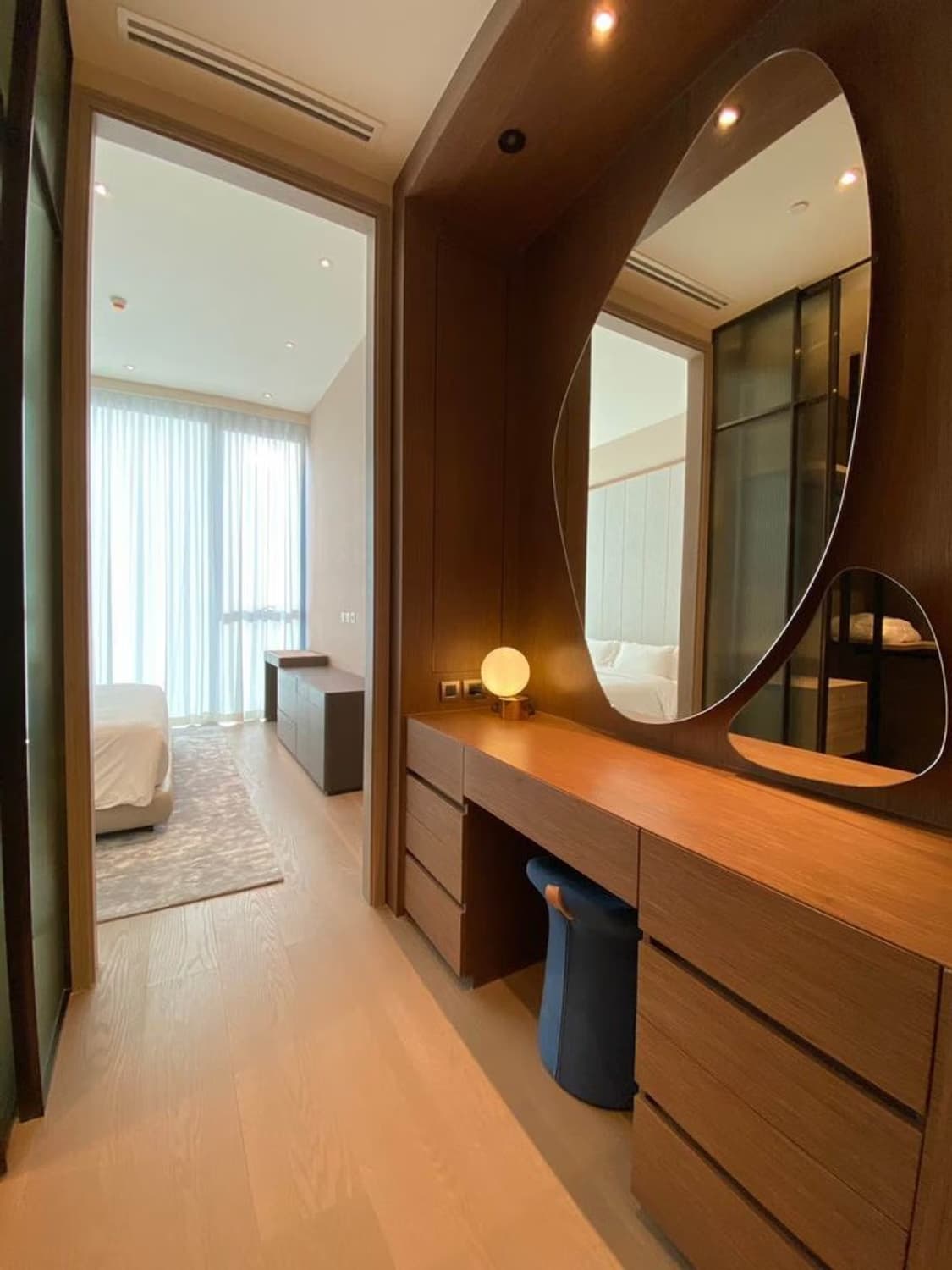 1 Bed Condo for Rent  Near Chit Lom BTS - Image 6