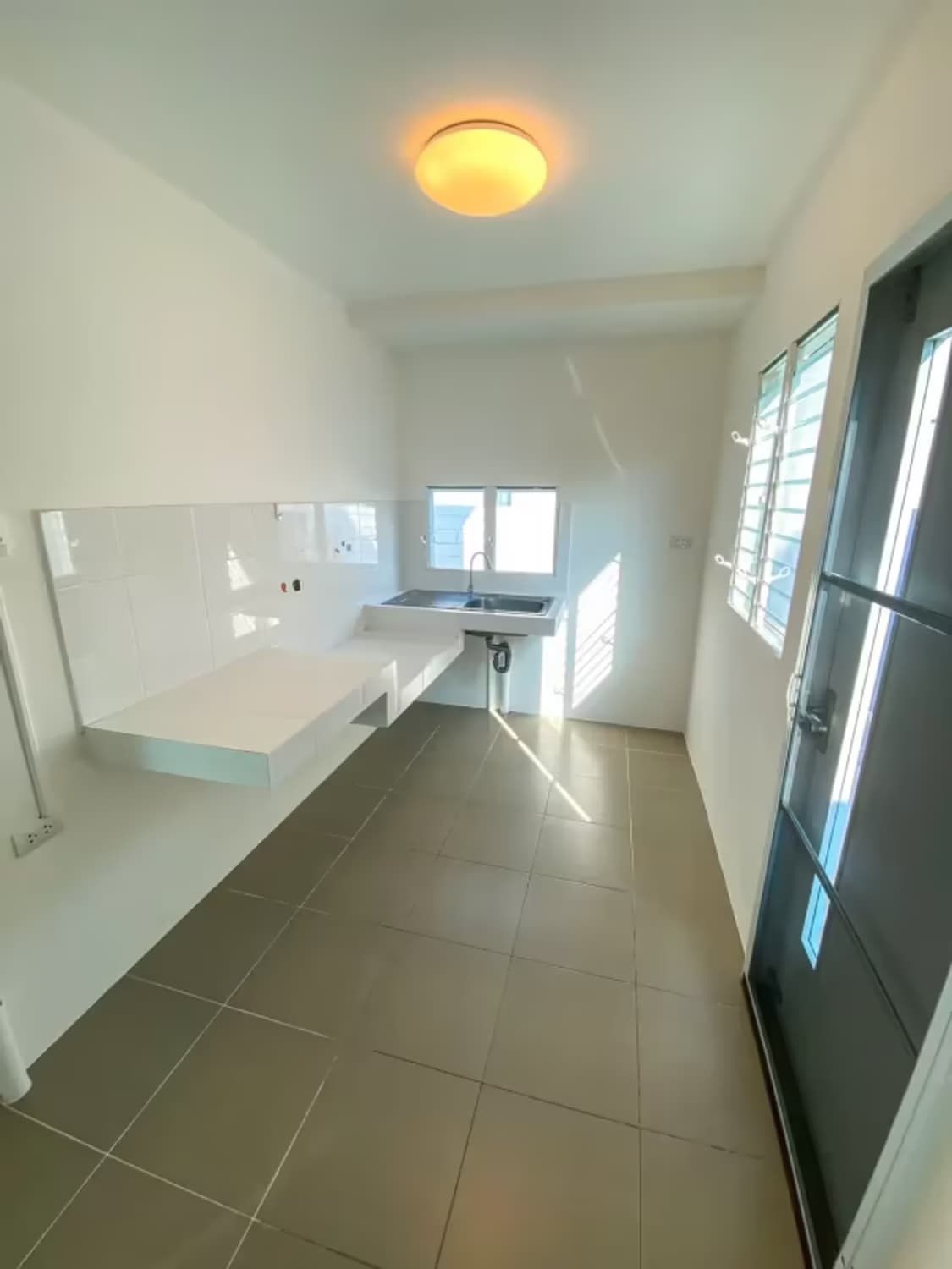 3 Bedroom House - Image 27