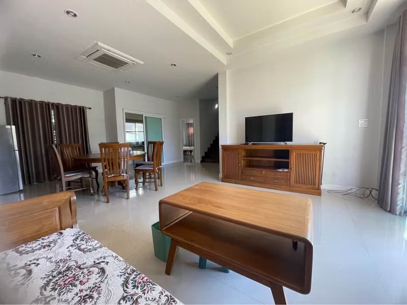4 Bed House for Rent in San Kamphaeng