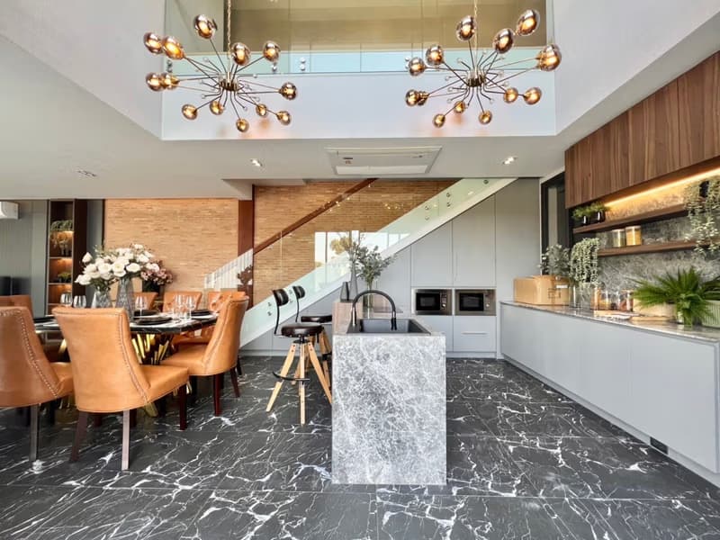 4 Bedroom House