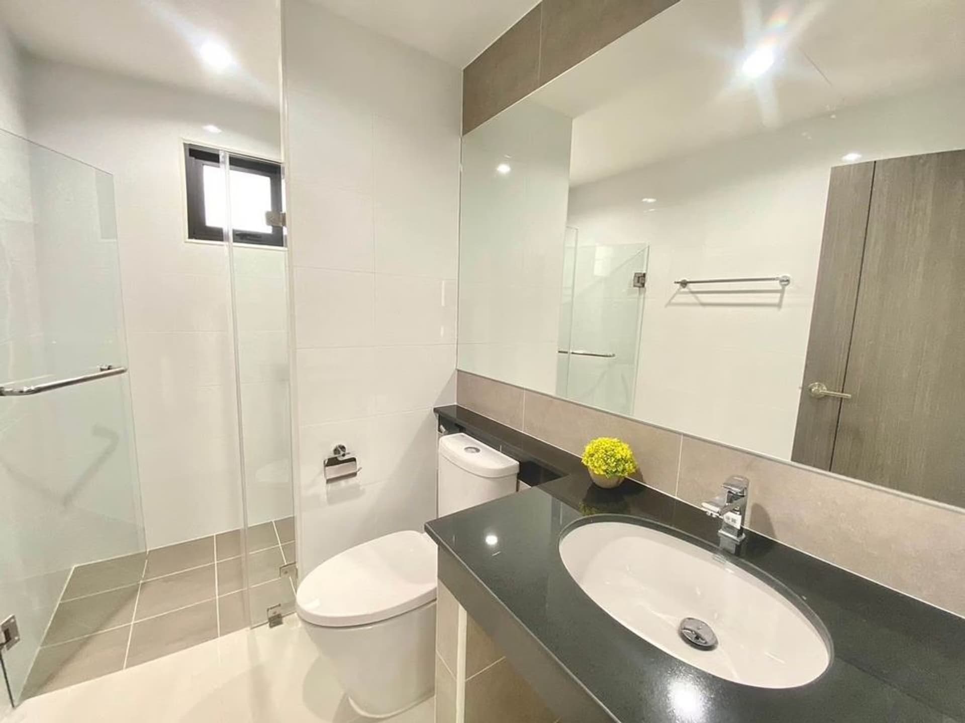 3 Bed House for Rent in Saraphi - Image 4