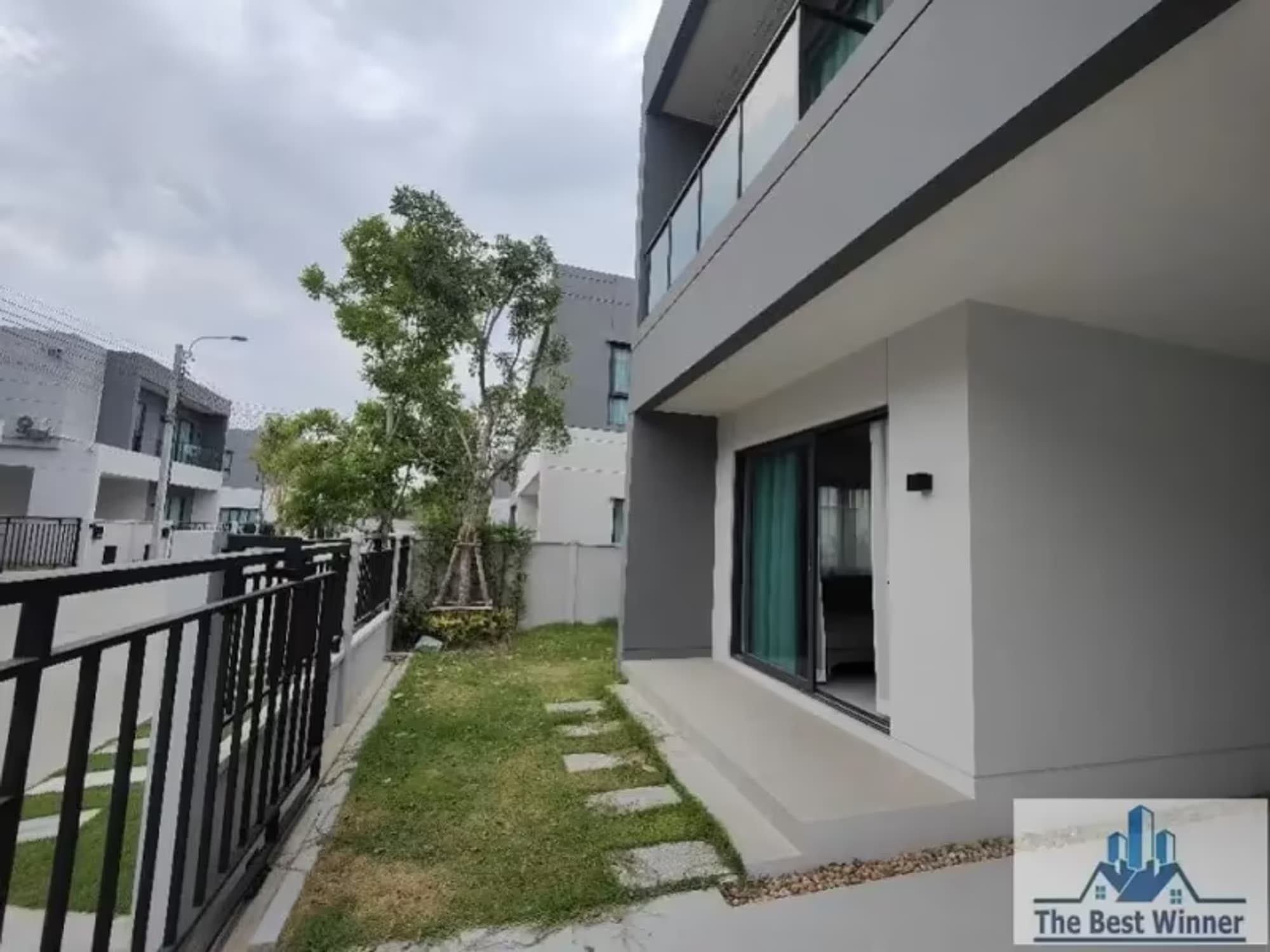 3 Bedroom House - Image 21