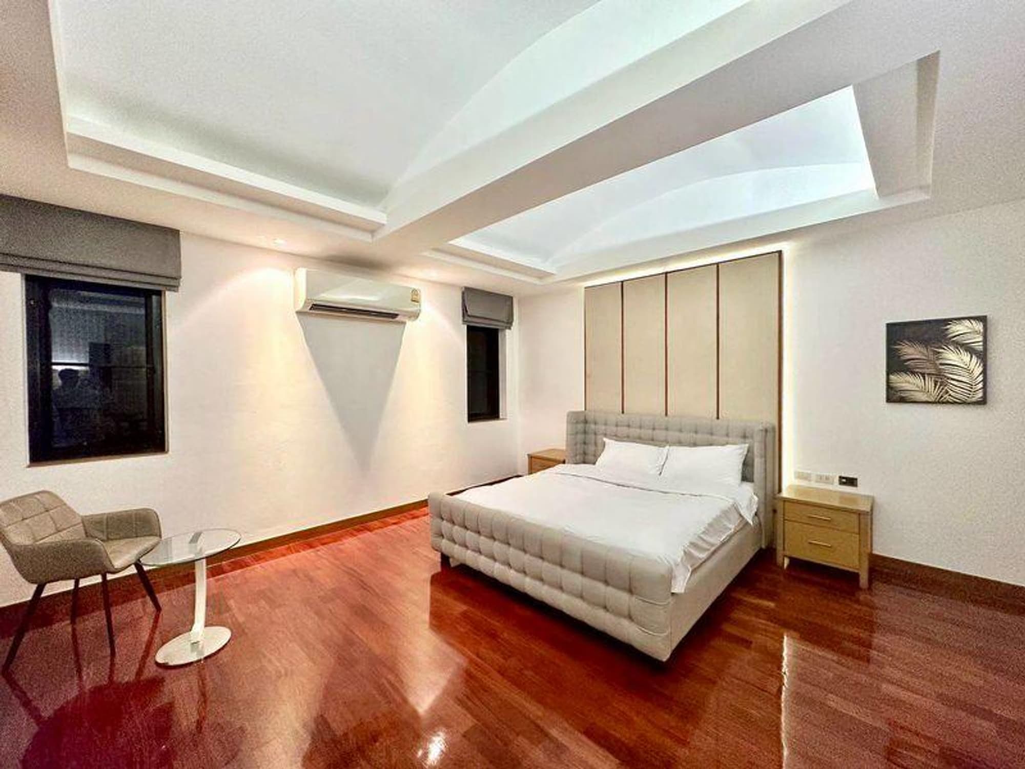 5 Bed House for Rent in Din Daeng - Image 11