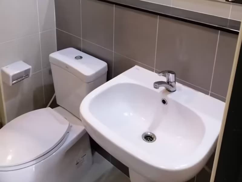 Condo for Rent at One Plus Nineteen 4 Condominium