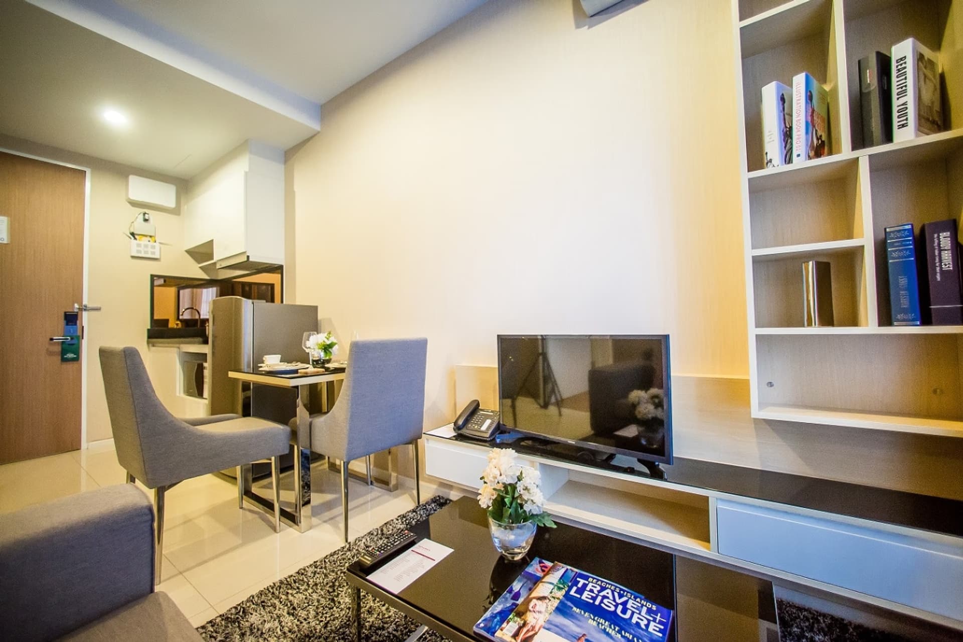 1 ห้องนอน คอนโด สำหรับ จำหน่าย ใน Watthana - Image 1