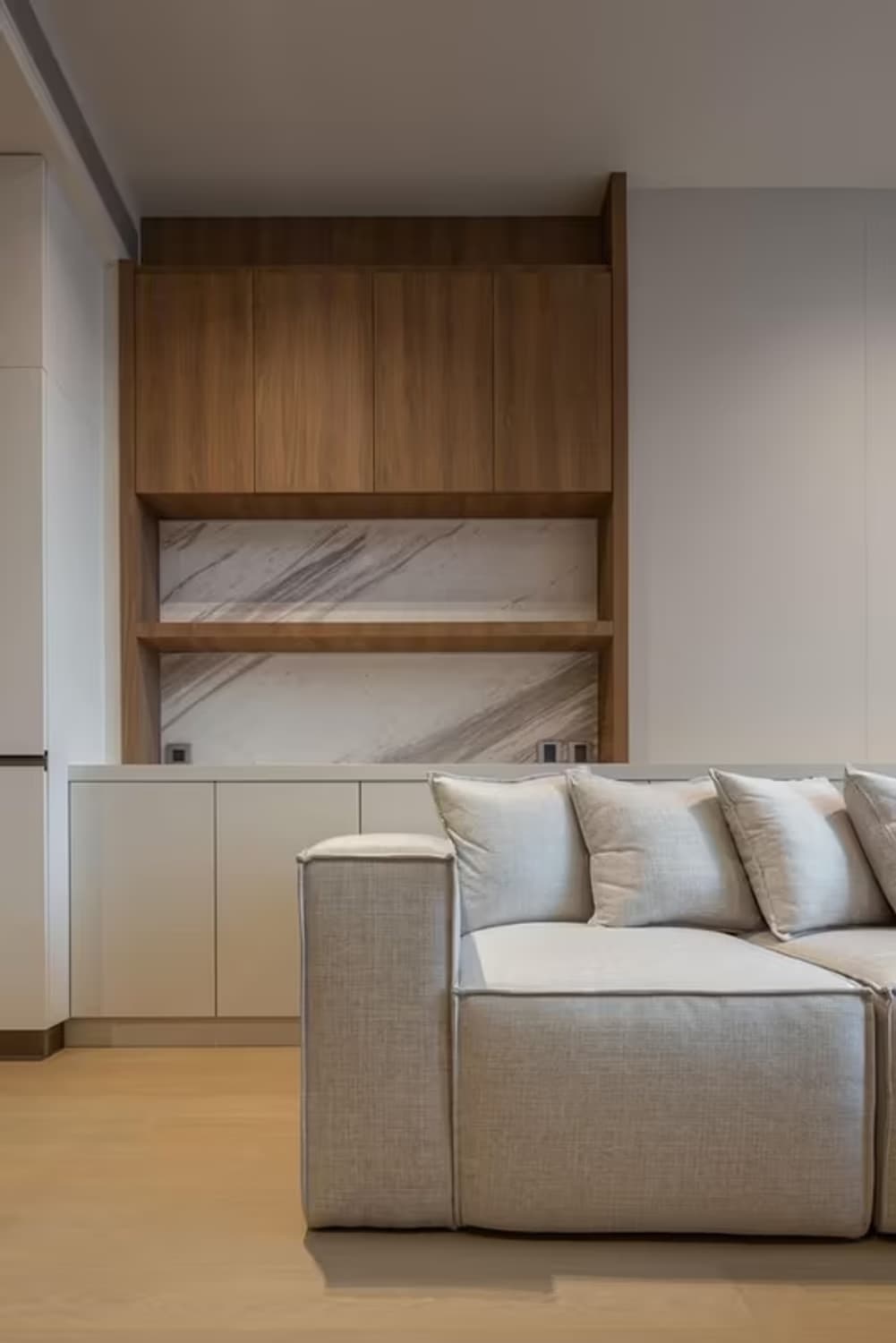  Condo for Rent at The Strand Thonglor - Image 3