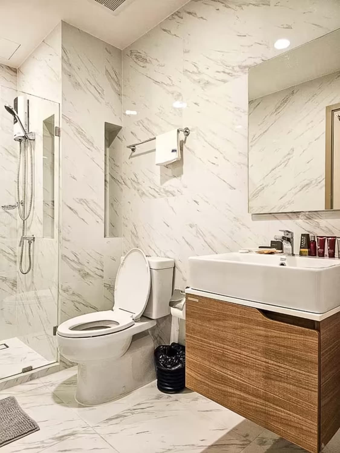 1 Bedroom Condo - Image 5