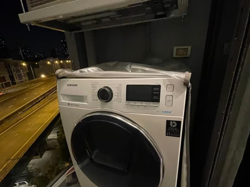 1 Bedroom Condo