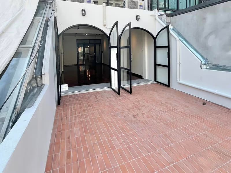 Townhouse for Rent in Khlong Toei