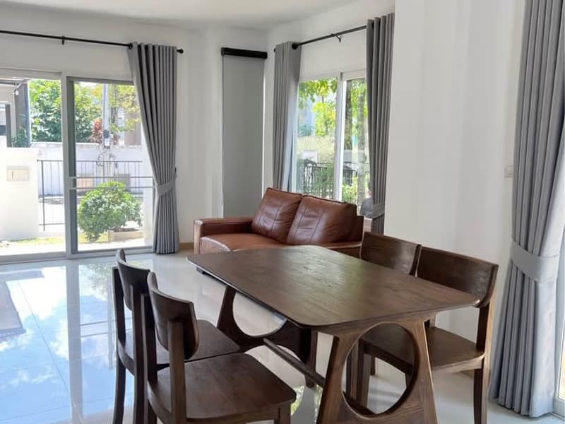 3 Bed House for Rent in Mueang Chiang Mai