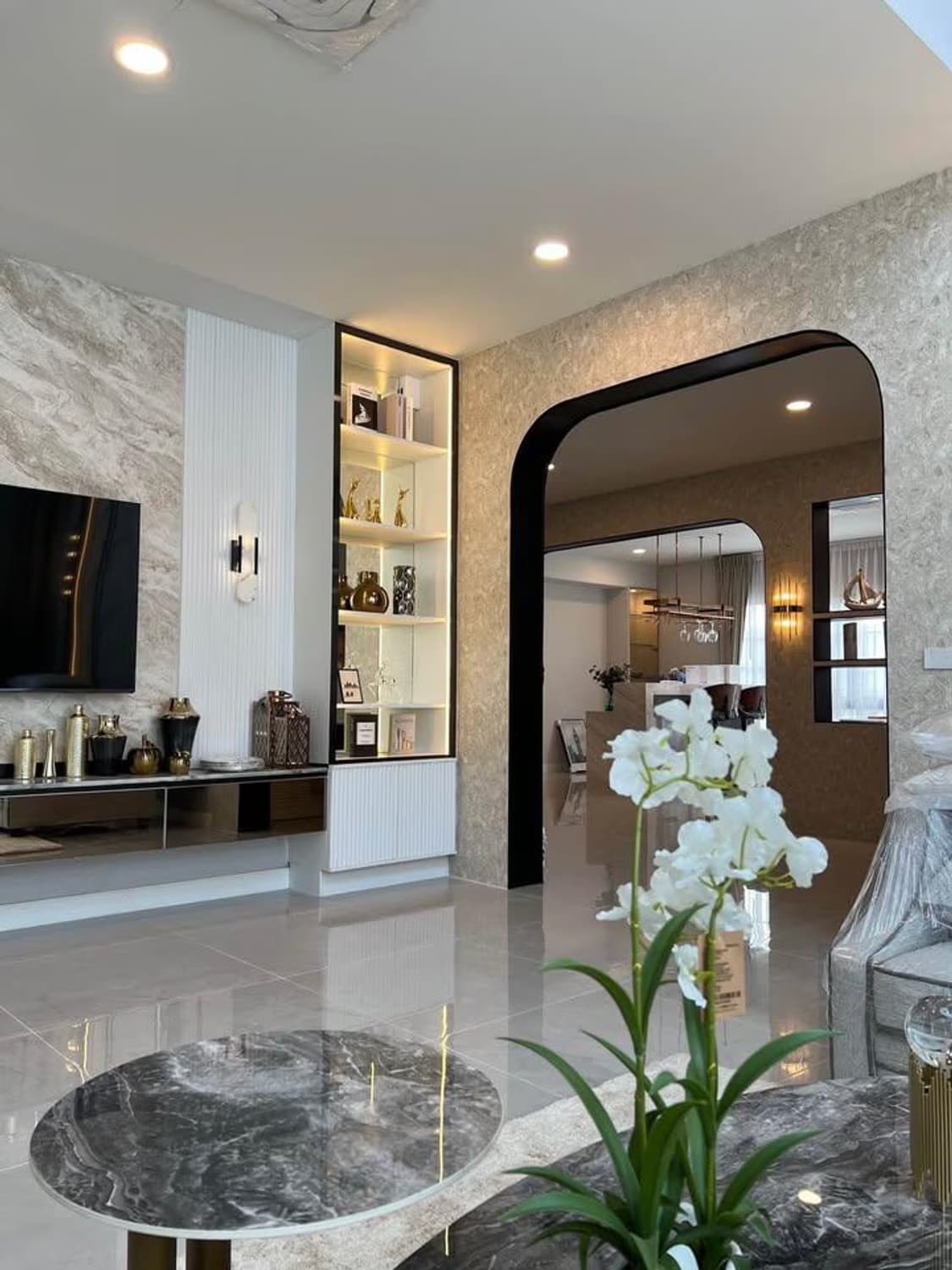 5 ห้องนอน บ้าน สำหรับ ขายและจำหน่าย ใน Bang Phli District - Image 1