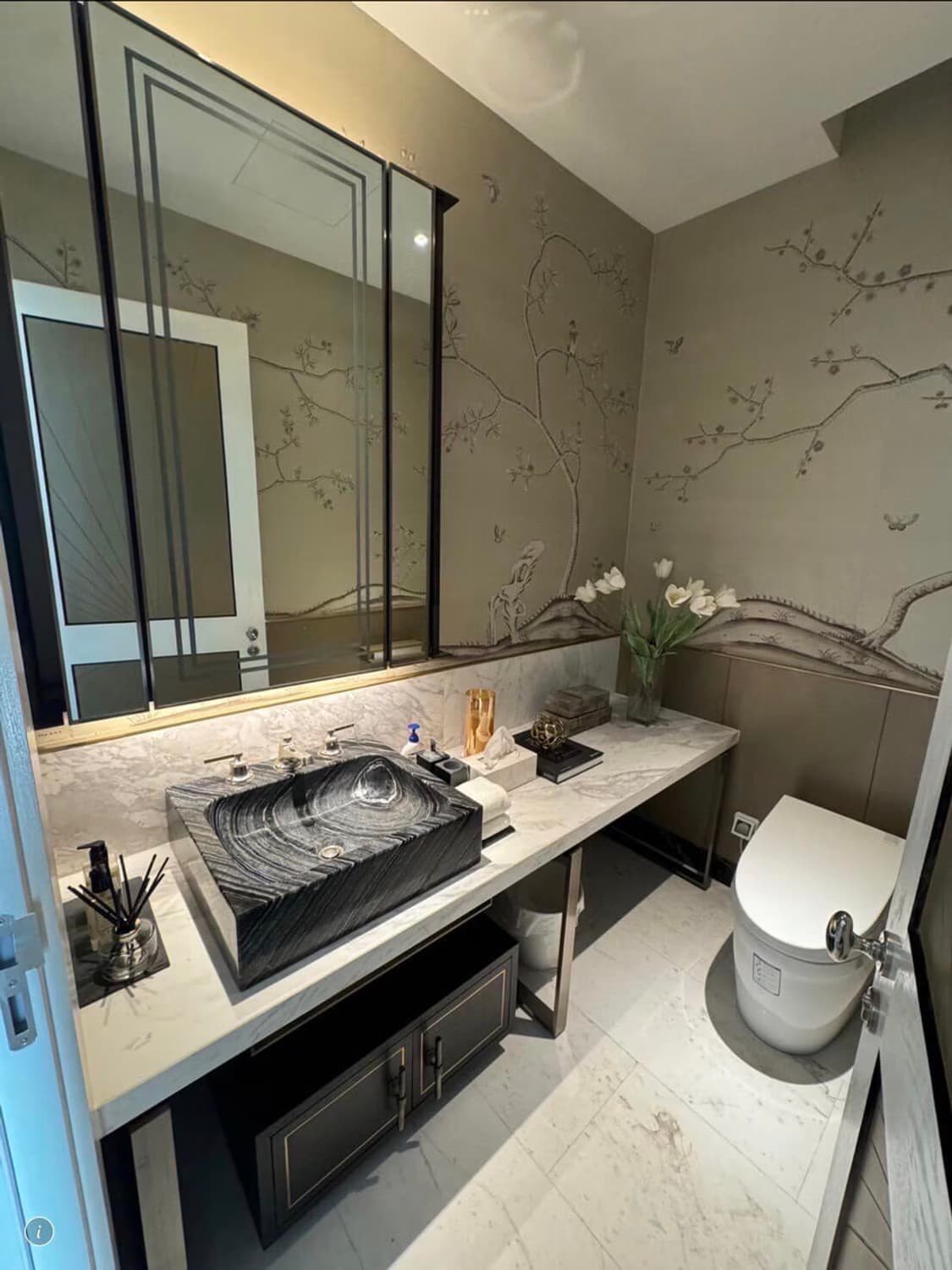 3 Bed Condo for Sale in Khlong San - Image 7