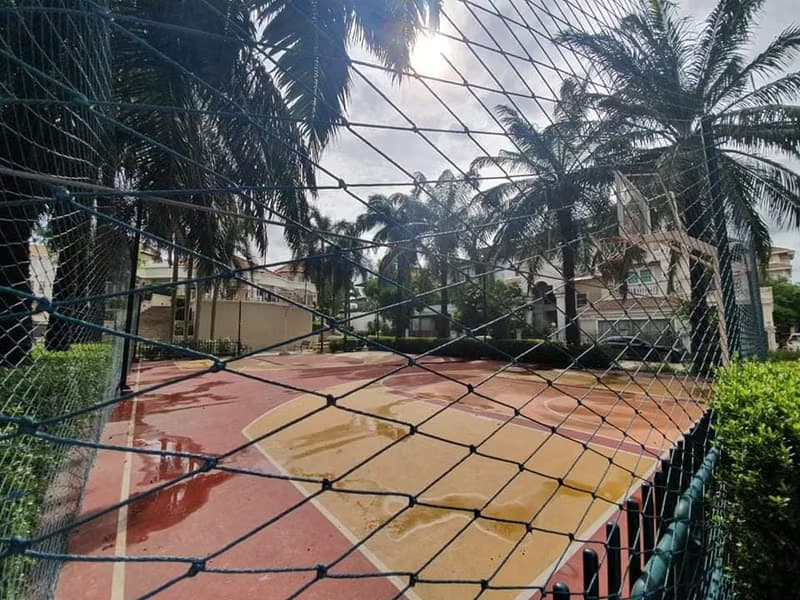 4 Bed Townhouse for Rent and Sale in Bang Kho Laem