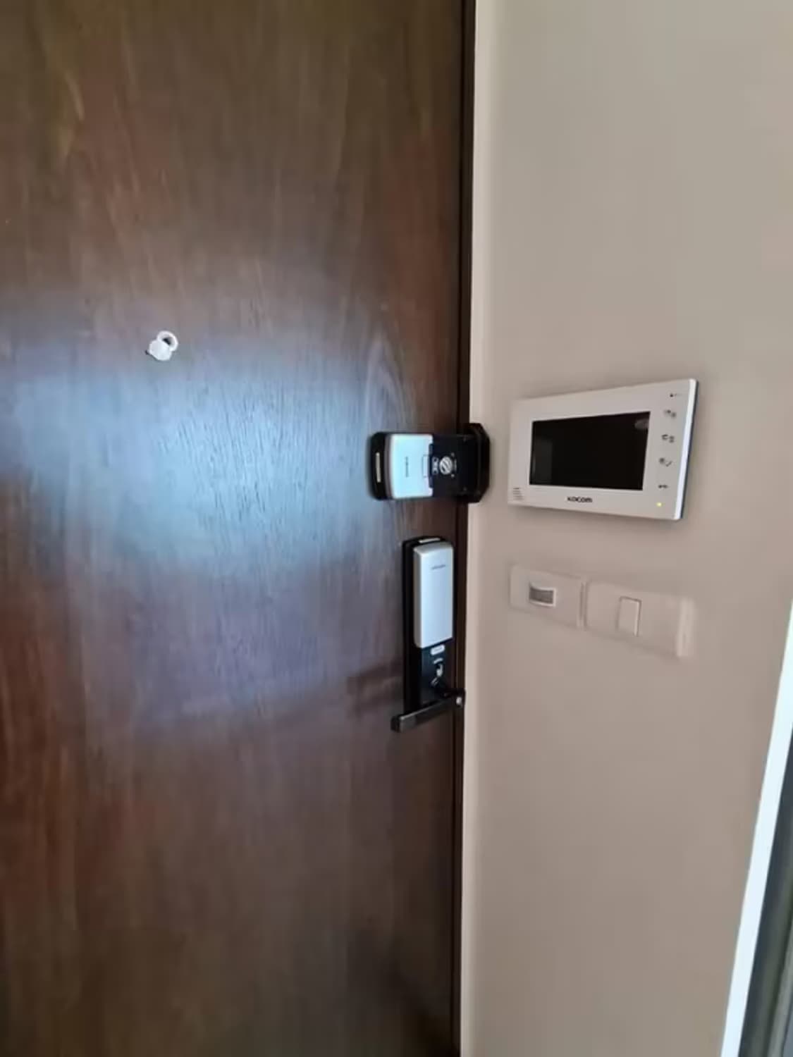 1 Bedroom Condo - Image 5