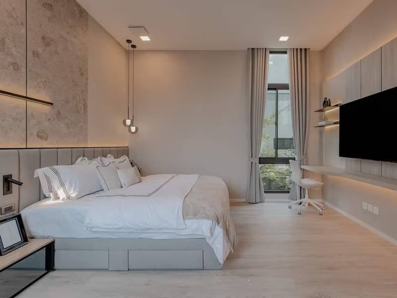5 Bed House for Rent in Saphan Sung