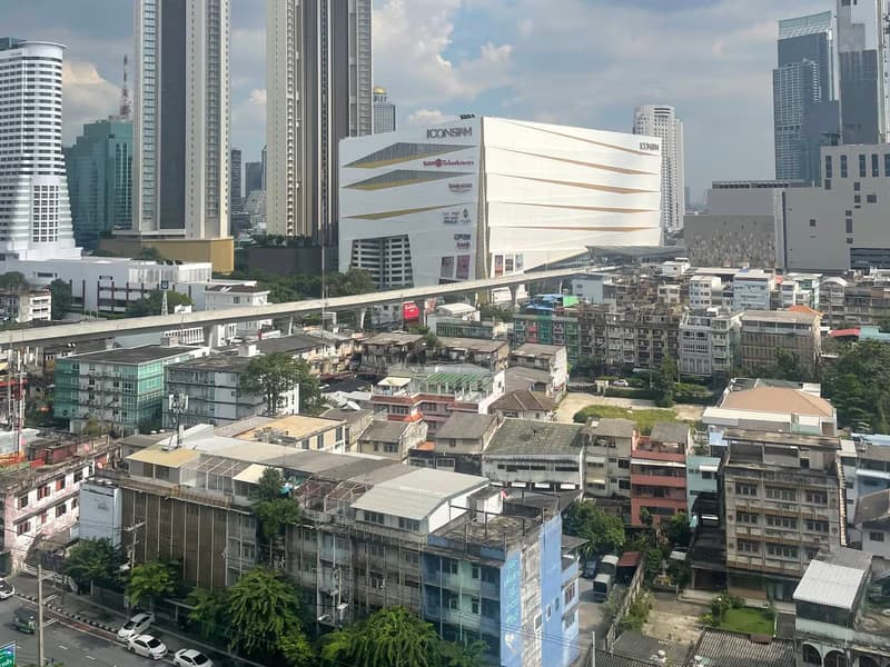 1 Bed Condo for Sale  Near Khlong San BTS