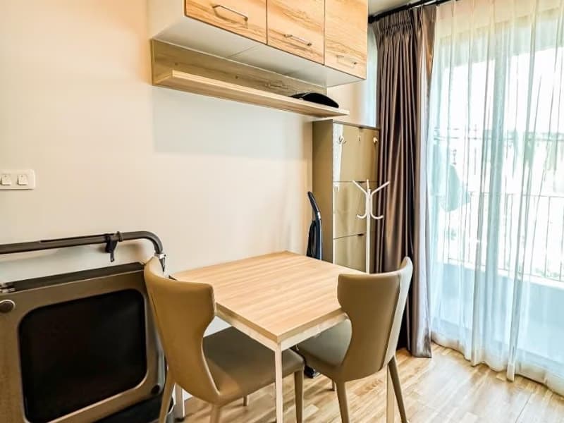 1 Bedroom Condo