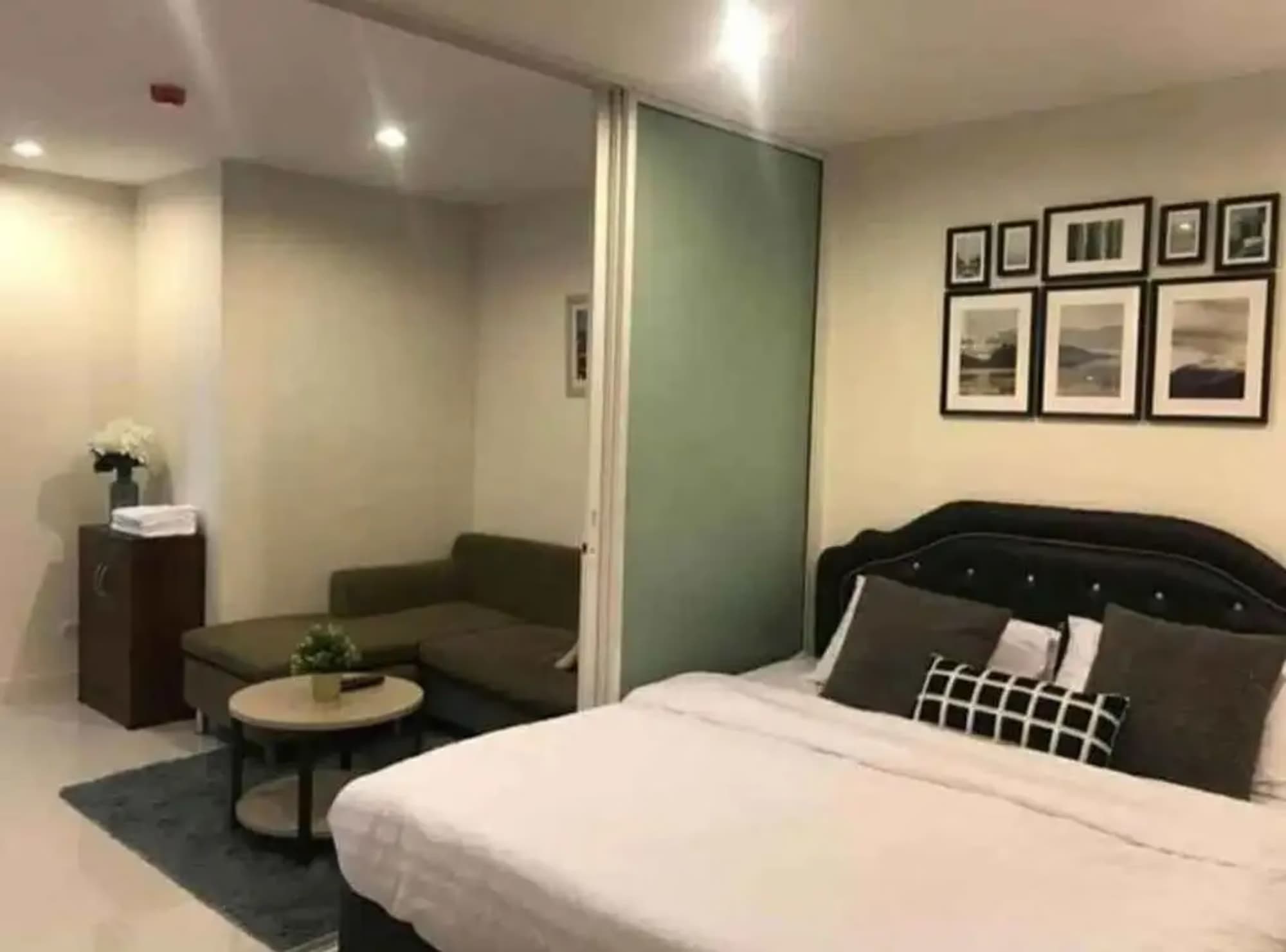 1 Bedroom Condo - Image 4