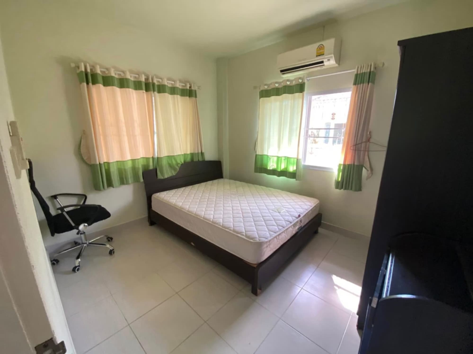2 Bed House for Rent in San Sai District - Image 5