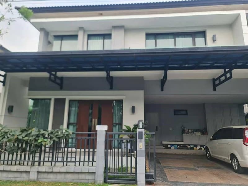 4 Bed House for Rent and Sale in Prawet
