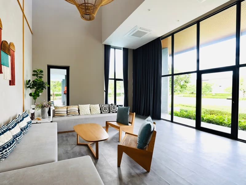 4 Bed House for Rent in Bang Phli