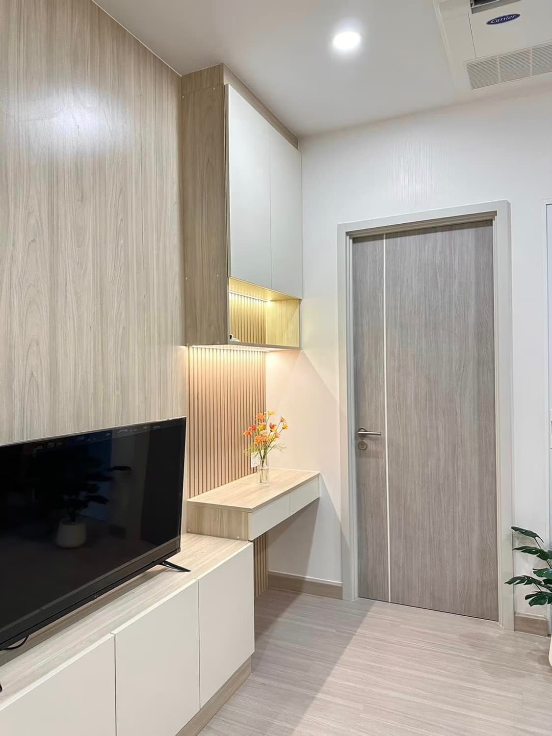  - Image 7