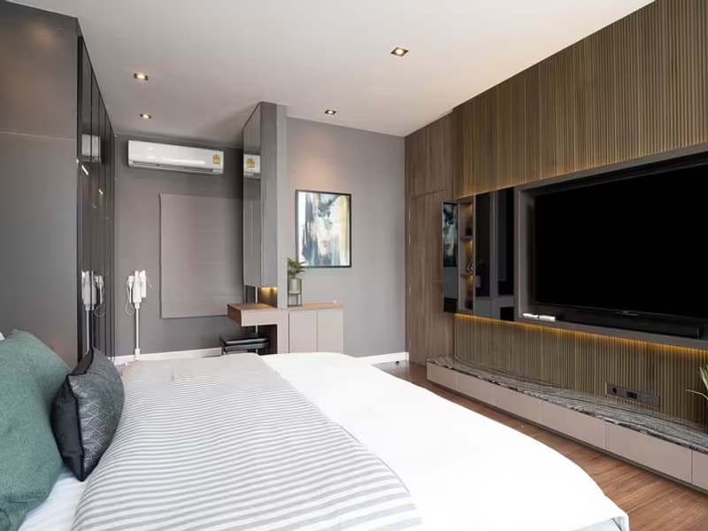  Townhouse for Rent, Sale in Lat Phrao.