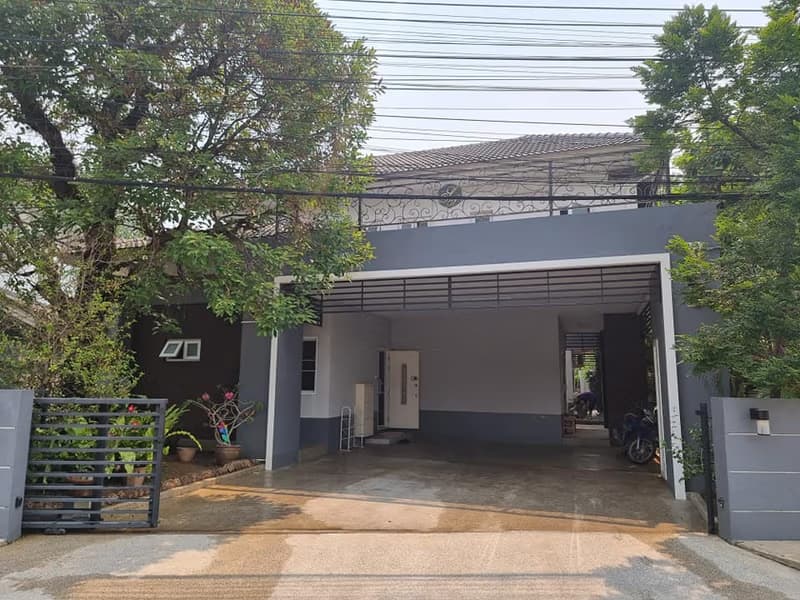 5 Bed House for Rent in Saraphi